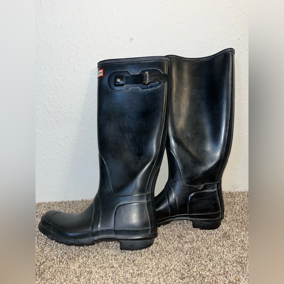 Women’s 9 Black Gloss Hunter Boots - Picture 2 of 6